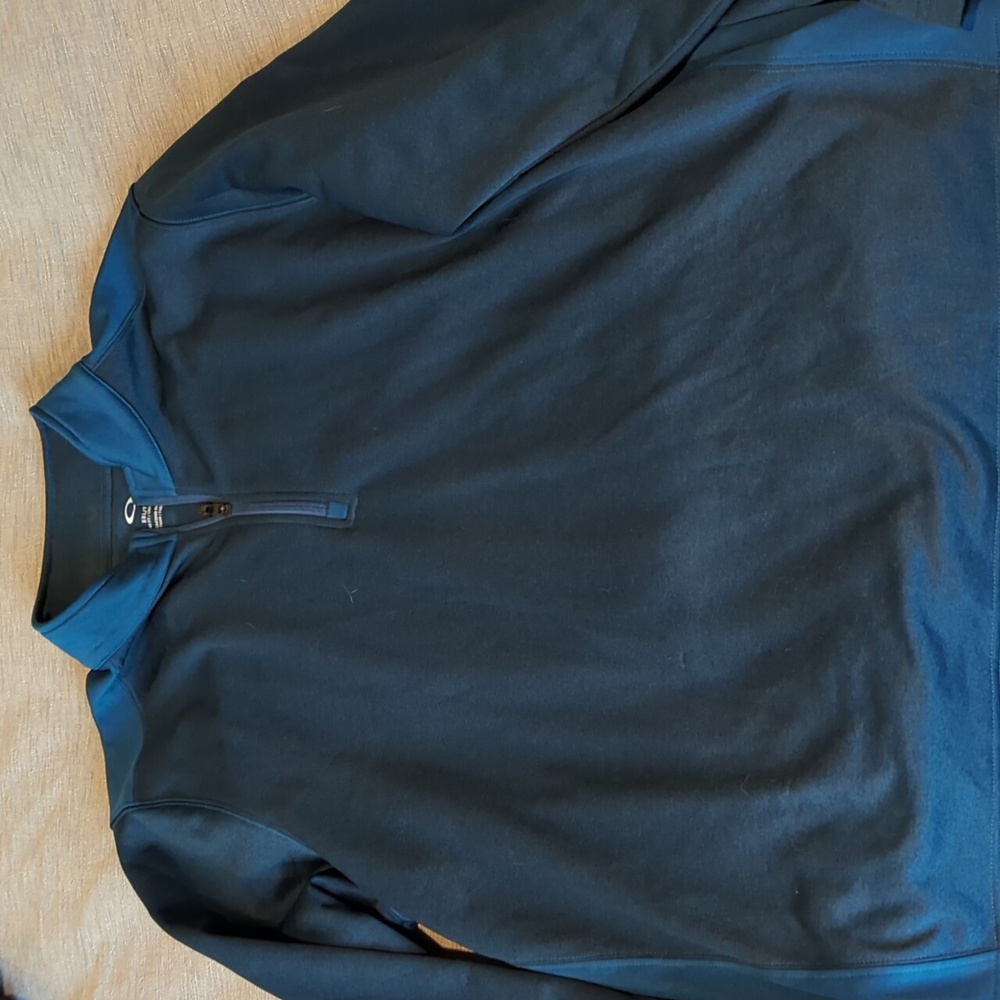 Oakley Men's quarter zip pullover XXL